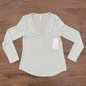 Athleta Wind Down Sleep Top Medium Mint Green NWT (Bundle 2+ items for 20% off)